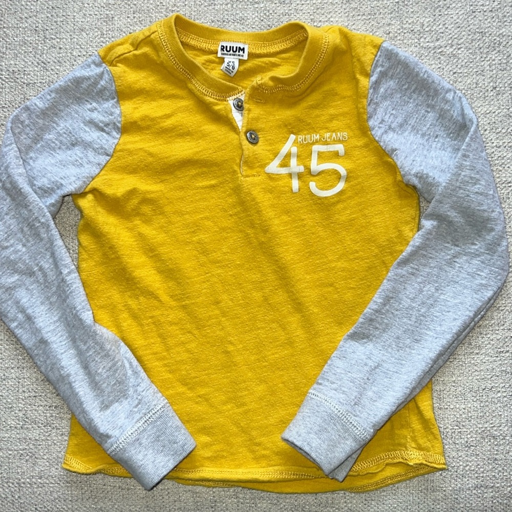 RUUM long sleeve Henley